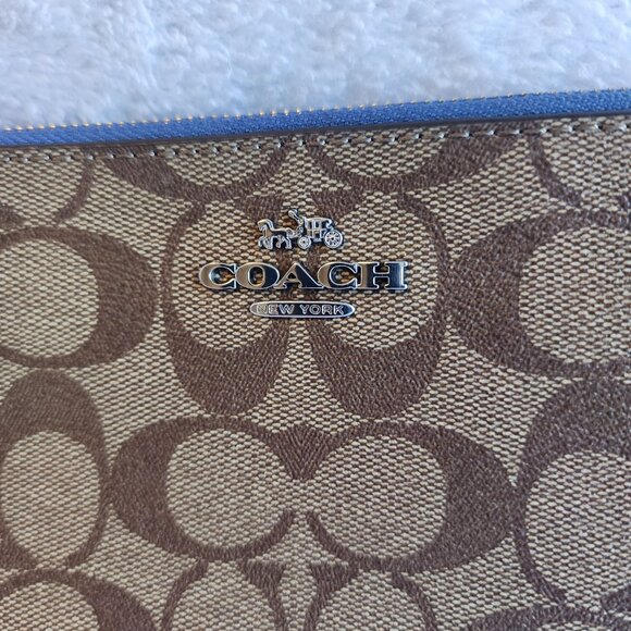 NWT COACH Large Corner Zip Wristlet In Signature Canvas Khaki/Stone Blue 6648‎ - Picture 3 of 7